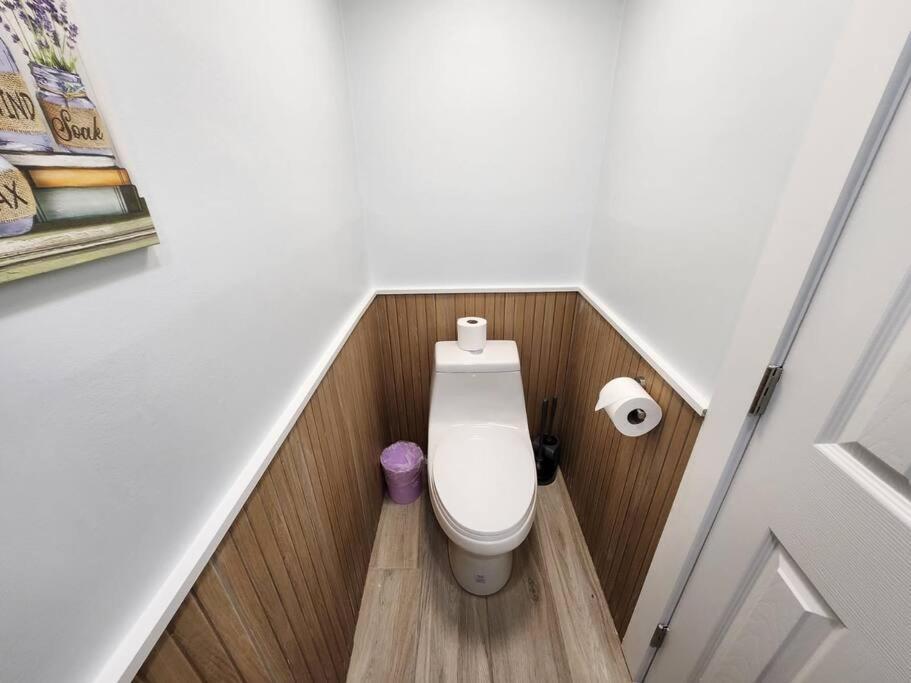 Modern Island Serenity!-Pet-Friendly Villa هيلتون رئيس جزيرة المظهر الخارجي الصورة