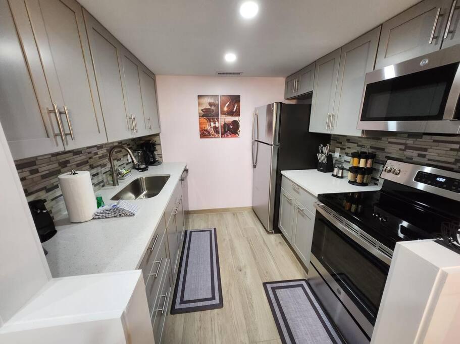 Modern Island Serenity!-Pet-Friendly Villa هيلتون رئيس جزيرة المظهر الخارجي الصورة