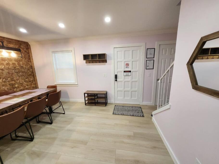 Modern Island Serenity!-Pet-Friendly Villa هيلتون رئيس جزيرة المظهر الخارجي الصورة